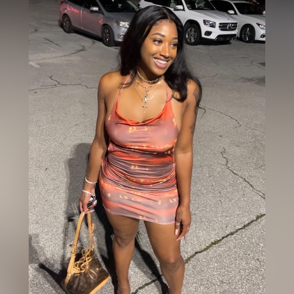 DRESS - Picture 3 of 5